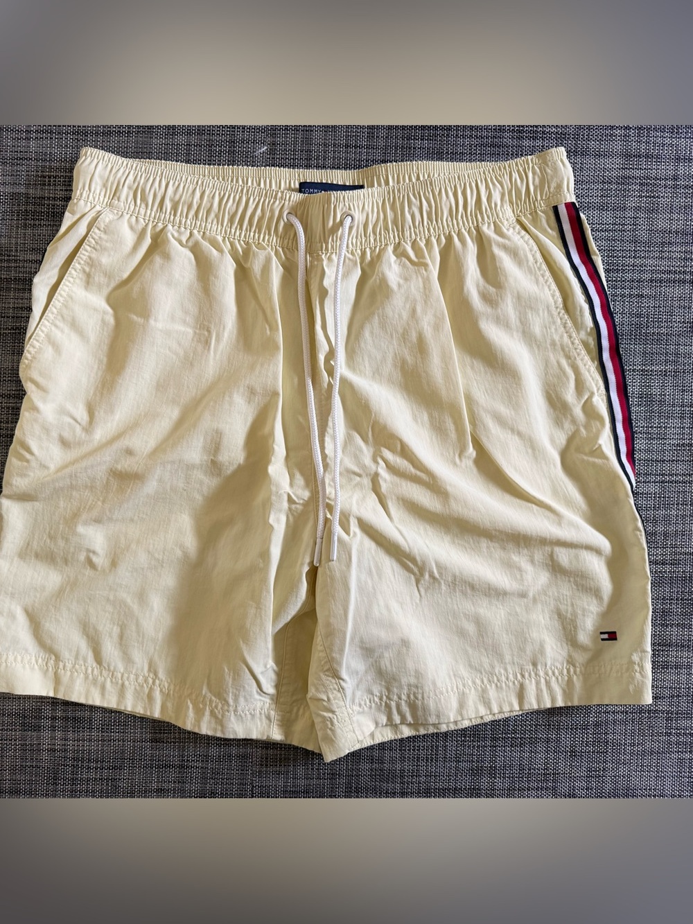 Tommy Hilfiger Men's Pale Yellow Drawstring Athletic Shorts